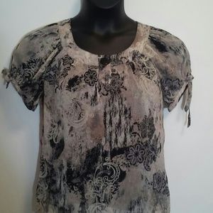 Sara Michelle Printed Top